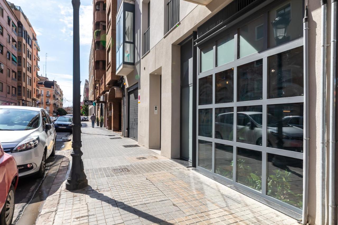 Encantador Loft A Un Paso Del Rio Turia Valencia Buitenkant foto
